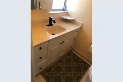 300 NE 12th Ave #508, Hallandale Beach, FL 33009 - Photo 12