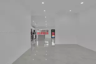 14809 SW 180th St, Miami, FL 33187 - Photo 4