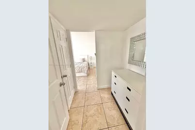 1881 Washington Ave #8D, Miami Beach, FL 33139 - Photo 4