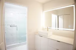 5141 NW 101st Pl, Doral, FL 33178 - Photo 10