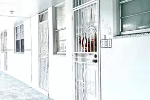 18601 NE 14th Ave, Miami, FL 33179 - Photo 26