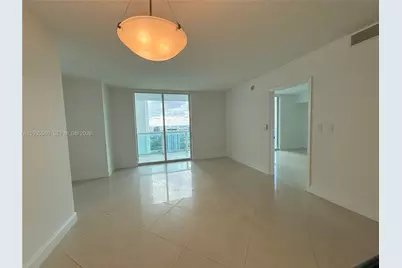 1800 N Bayshore Dr #2702, Miami, FL 33132 - Photo 2