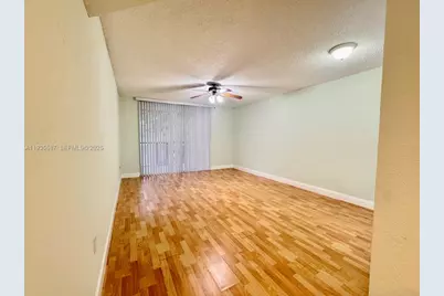 8245 Lake Dr #207, Doral, FL 33166 - Photo 14
