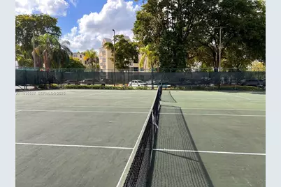 8245 Lake Dr #207, Doral, FL 33166 - Photo 24