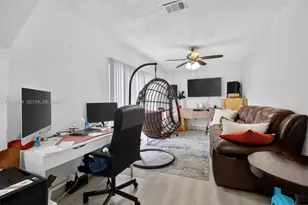 5571 NW 188th St, Miami Gardens, FL 33055 - Photo 14