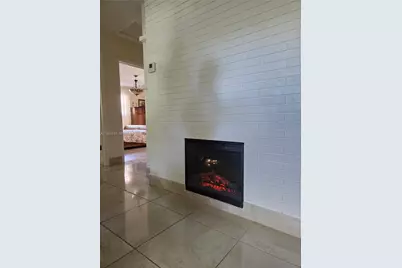 301 SW 5th St, Hallandale Beach, FL 33009 - Photo 30