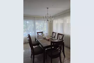301 SW 5th St, Hallandale Beach, FL 33009 - Photo 18
