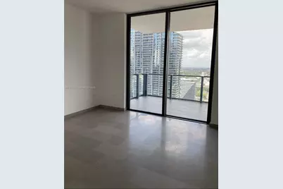 68 SE 6th St #2904, Miami, FL 33131 - Photo 14