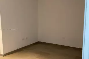 68 SE 6th St, Miami, FL 33131 - Photo 16