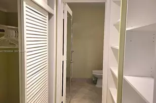 2990 NE 16th Ave, Oakland Park, FL 33334 - Photo 10