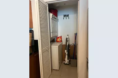 244 Biscayne Blvd #1904, Miami, FL 33132 - Photo 6