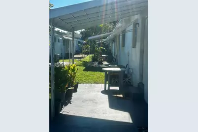 2230 Jackson St #1W, Hollywood, FL 33020 - Photo 10