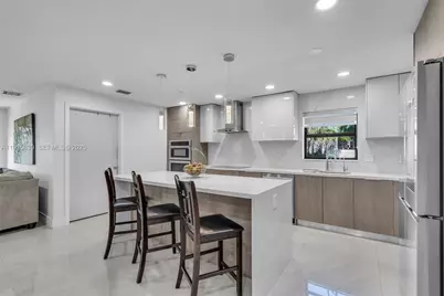 7100 McClellan St, Hollywood, FL 33024 - Photo 8