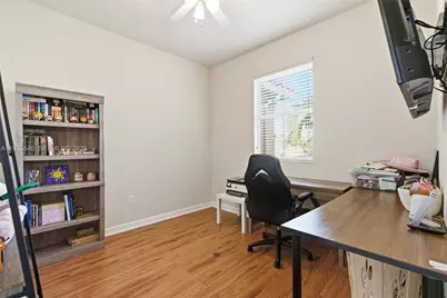 165 Emerald Creek Ter, Plantation, FL 33325 - Photo 22