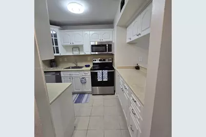 811 NE 199th St #206-33, Miami, FL 33179 - Photo 6