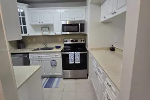 811 NE 199th St, Miami, FL 33179 - Photo 6