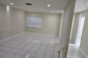 3580 NW 110th Ln, Coral Springs, FL 33065 - Photo 4