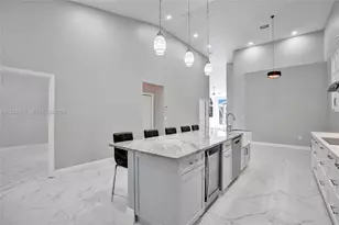 652 W Palm Aire Dr, Pompano Beach, FL 33069 - Photo 14