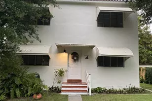 11701 NE 11th Pl, Biscayne Park, FL 33161 - Photo 2