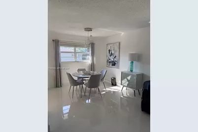 17 Lake Vista Trl #201, Port Saint Lucie, FL 34952 - Photo 8