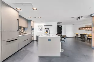 200 Biscayne Blvd Way, Miami, FL 33131 - Photo 6