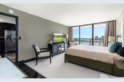 555 NE 15th St #30H, Miami, FL 33132 - Photo 8