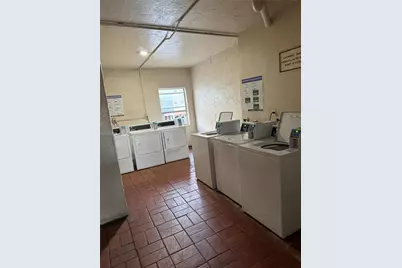 6070 W 18th Ave #202, Hialeah, FL 33012 - Photo 24