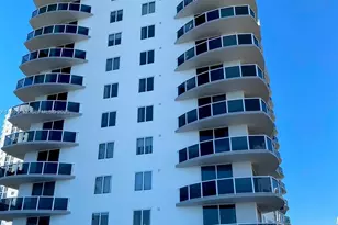 601 NE 23rd St, Miami, FL 33137 - Photo 1