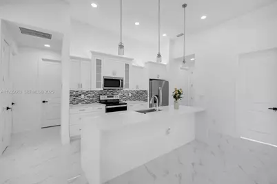 3923 NW 38th St, Cape Coral, FL 33993 - Photo 10