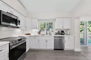 9257 NW 9th Pl, Plantation, FL 33324 - Photo 18