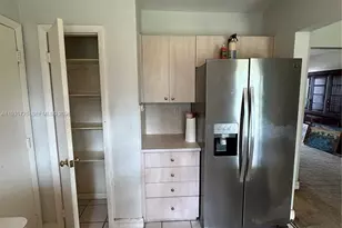 9070 SW 183rd Terrace, Palmetto Bay, FL 33157 - Photo 6