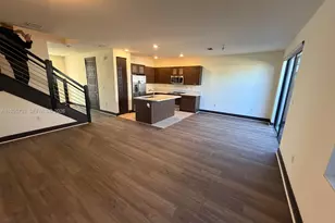 9143 NW 161st St, Miami Lakes, FL 33018 - Photo 8