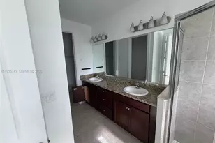 11330 SW 16th St, Pembroke Pines, FL 33025 - Photo 14