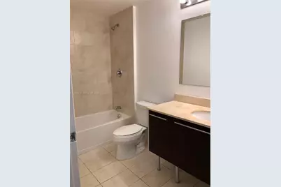 1900 N Bayshore Dr #3305, Miami, FL 33132 - Photo 2