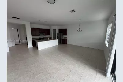 11330 SW 16th St #11330, Pembroke Pines, FL 33025 - Photo 6
