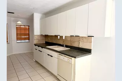 13922 SW 102nd Ln, Miami, FL 33186 - Photo 6