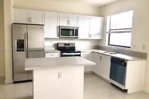 3276 W 106th Terrace, Hialeah, FL 33018 - Photo 4