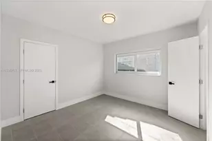 3500 SW 25th St, Miami, FL 33133 - Photo 10