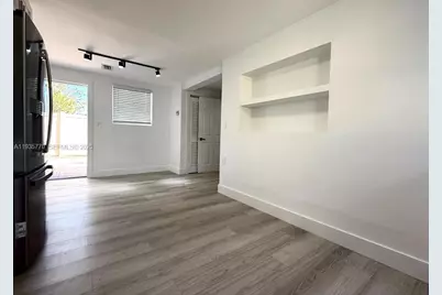 716 NE 7th St #B, Hallandale Beach, FL 33009 - Photo 26