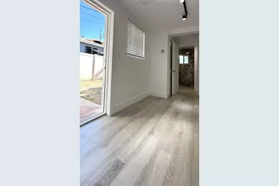 716 NE 7th St #B, Hallandale Beach, FL 33009 - Photo 28