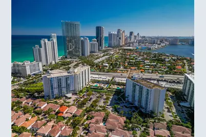 19380 Collins Ave #826, Sunny Isles Beach, FL 33160 - Photo 36