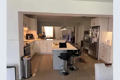 1031 NE 142nd St, North Miami, FL 33161 - Photo 32