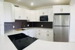 13255 SW 9th Ct, Pembroke Pines, FL 33027 - Photo 4