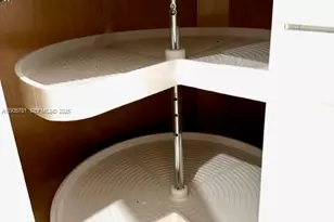 13255 SW 9th Ct, Pembroke Pines, FL 33027 - Photo 8