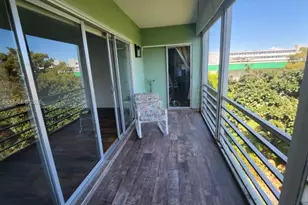 700 NE 14th Ave, Hallandale Beach, FL 33009 - Photo 4