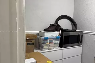 19317 NW 47th Ave, Miami Gardens, FL 33055 - Photo 10