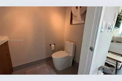 92 SW 3rd St #3607, Miami, FL 33130 - Photo 30