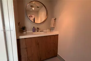 92 SW 3rd St, Miami, FL 33130 - Photo 32