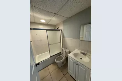 652 NW 3rd St #104, Miami, FL 33128 - Photo 10