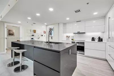 665 NE 25th St #2301, Miami, FL 33137 - Photo 1